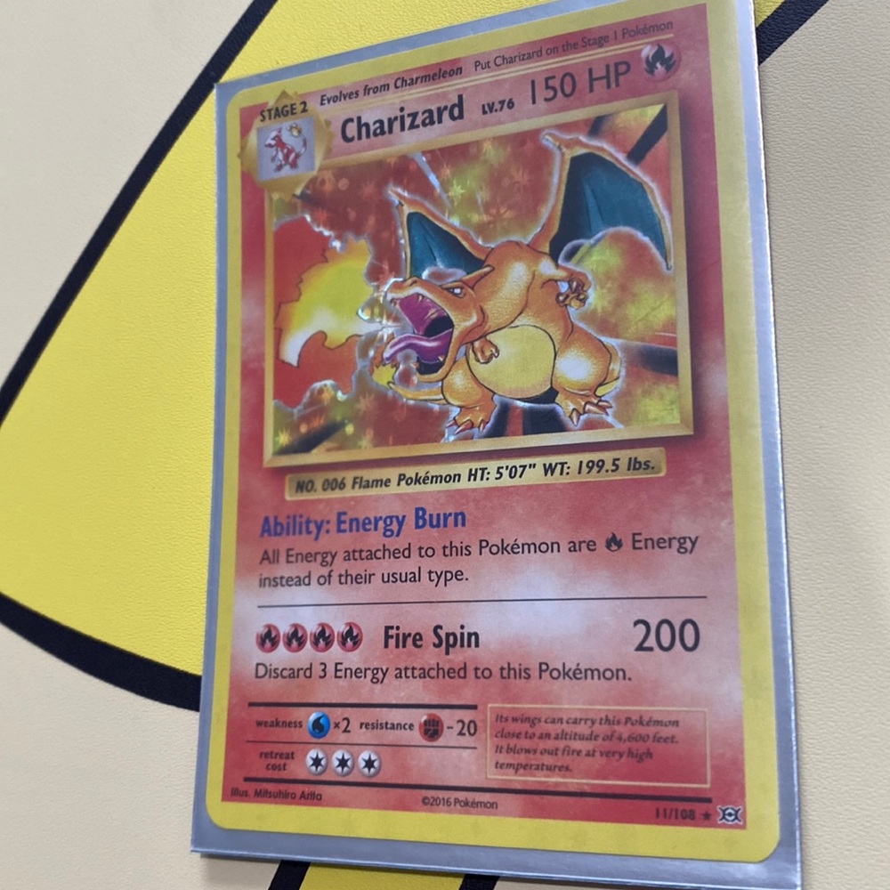Holo x-y evolutions 2016 charizard